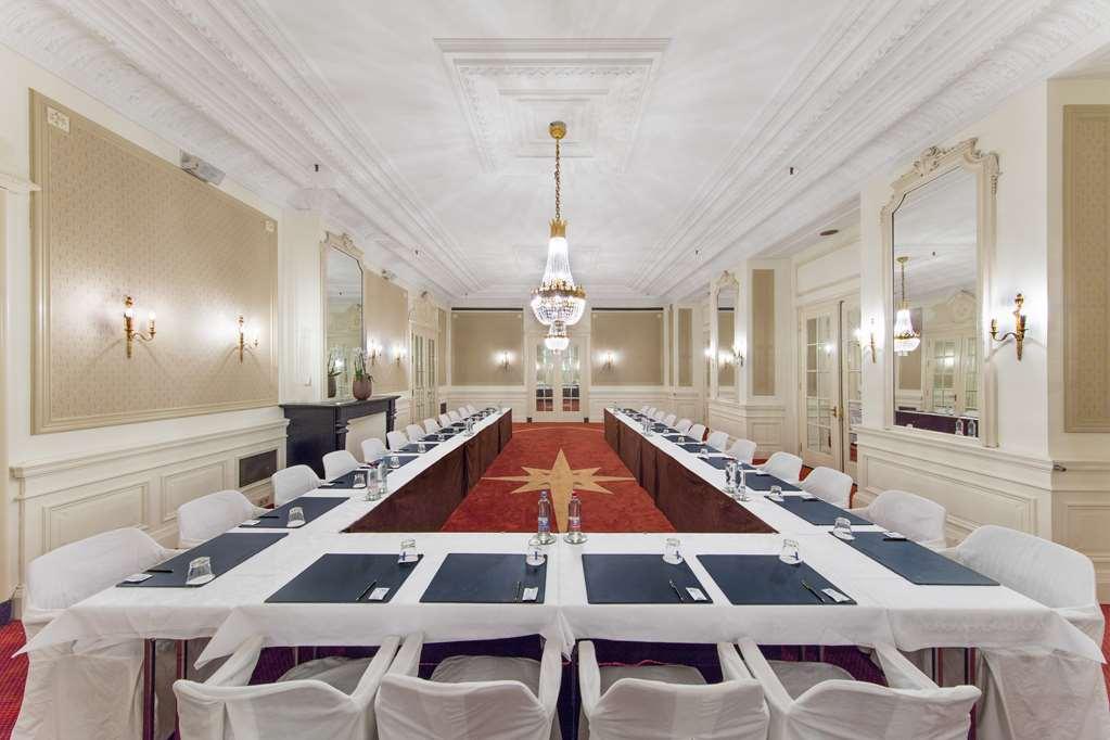 Grand Amrâth Kurhaus Scheveningen 5*